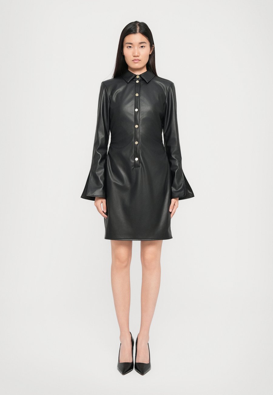 Платье Armani Exchange DRESS, Black
Платье Armani Exchange DRESS, Black