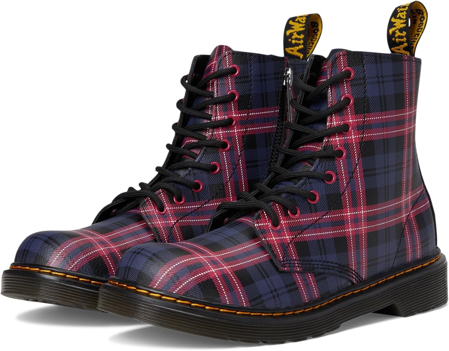 Dr. Martens Girl's 1460 Pascal (Big Kid) ботинки челси, Black/Multi
Dr. Martens Girl's 1460 Pascal (Big Kid) ботинки челси, Black/Multi