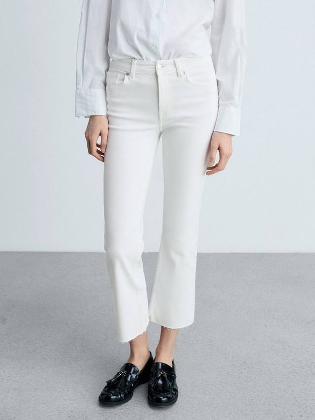 Сиенна укороченные расклешенные джинсы Mango, White
Сиенна укороченные расклешенные джинсы Mango, White