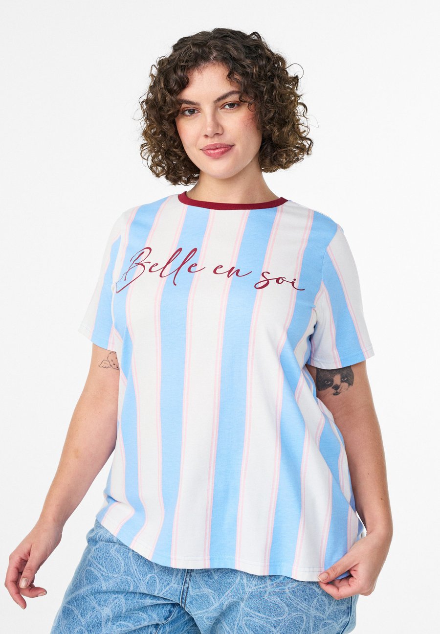 Футболка Zizzi Print T-shirt, Blue Stripe/Light Blue, Синий, Футболка Zizzi Print T-shirt, Blue Stripe/Light Blue
Футболка Zizzi Print T-shirt, Blue Stripe/Light Blue, Синий, Футболка Zizzi Print T-shirt, Blue Stripe/Light Blue