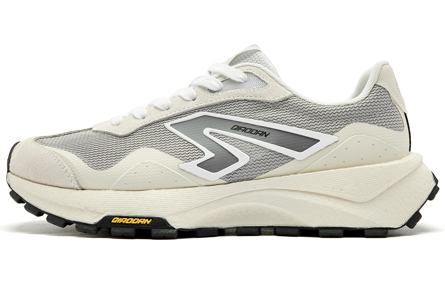 QIAODAN Мужские повседневные кроссовки Soliloquy 4.0 с противоскользящей подошвой, износостойкие, серо-бежевые
QIAODAN Мужские повседневные кроссовки Soliloquy 4.0 с противоскользящей подошвой, износостойкие, серо-бежевые