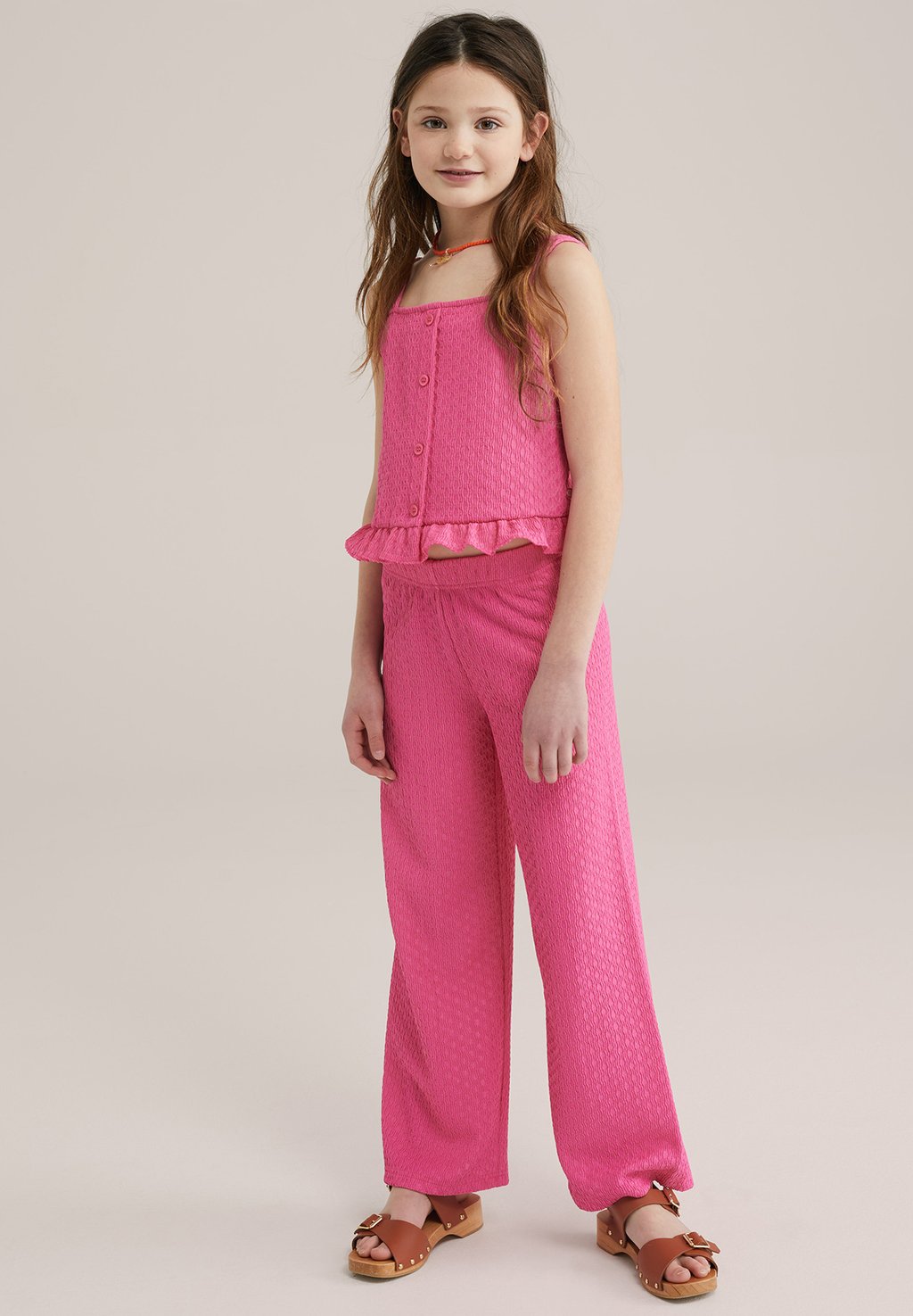 Спортивные штаны WE Fashion, неоново-розовый
Спортивные штаны WE Fashion, неоново-розовый