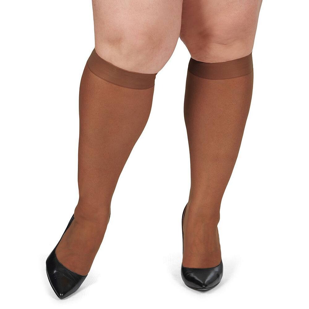 2 пары ультрапрозрачных чулок до колена больших размеров с пышными формами MeMoi, цвет French Coffee
2 пары ультрапрозрачных чулок до колена больших размеров с пышными формами MeMoi, цвет French Coffee