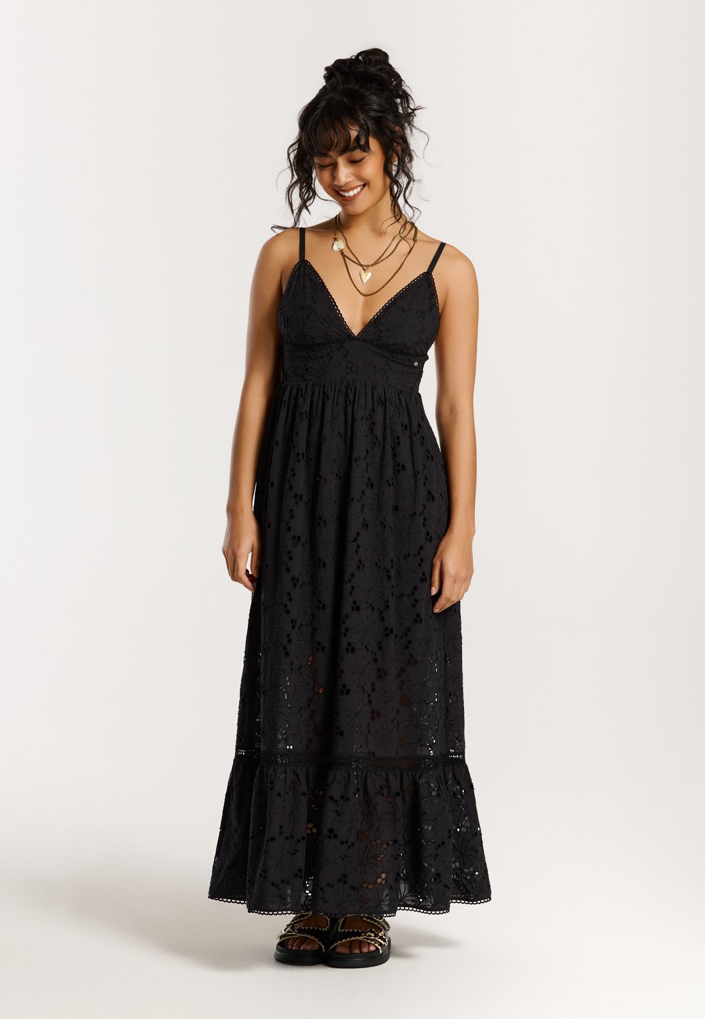 Платье макси JASMIN Shiwi, черный
Платье макси JASMIN Shiwi, черный