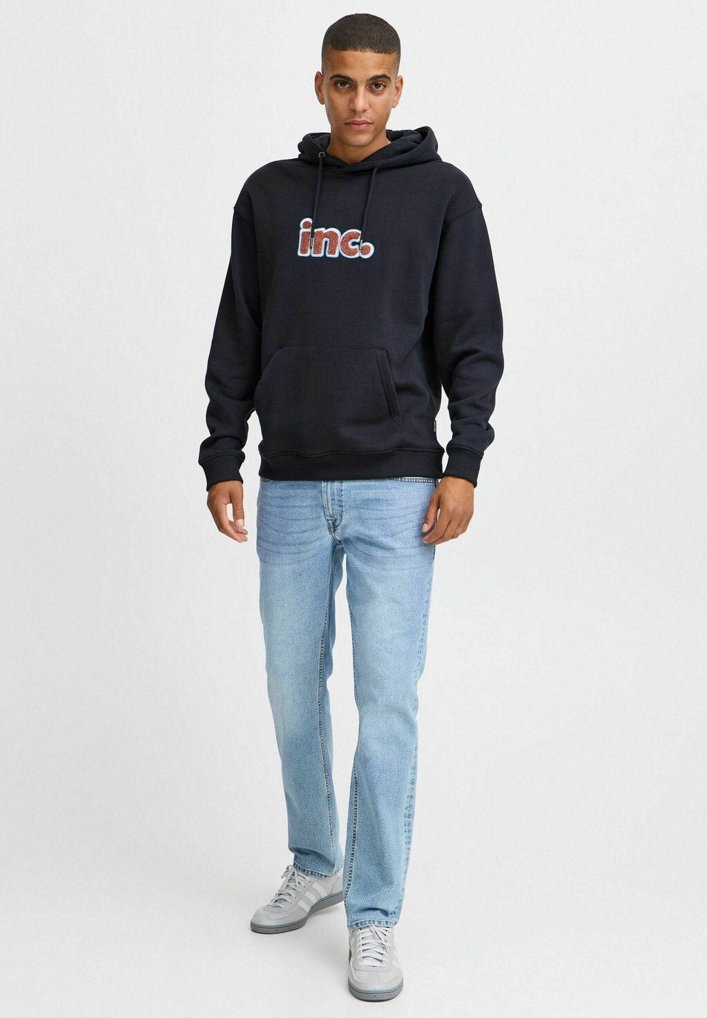 Толстовка с капюшоном Blend, черный
Толстовка с капюшоном Blend, черный