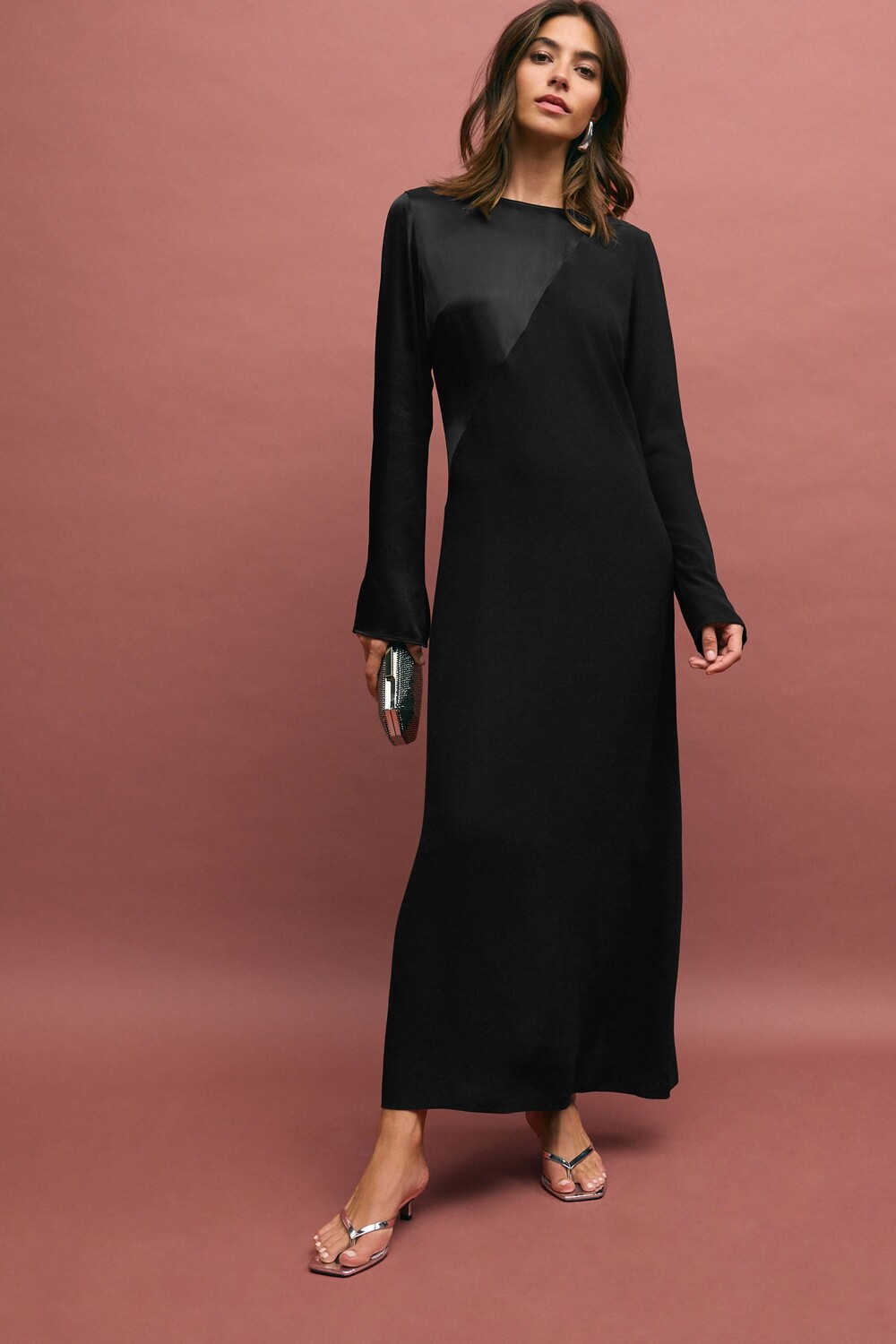 Платье миди с длинными рукавами из атласного микса Next, черный
Платье миди с длинными рукавами из атласного микса Next, черный