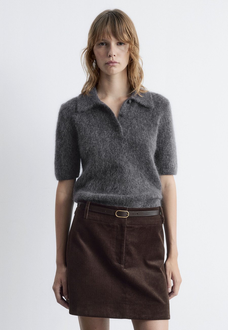 Поло & other stories BRUSHED, Dark Grey
Поло & other stories BRUSHED, Dark Grey