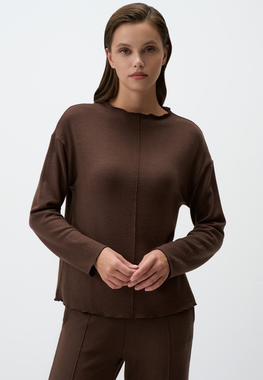 Толстовка SEAM DETAIL LONG SLEEVE Jimmy Key, коричневый
Толстовка SEAM DETAIL LONG SLEEVE Jimmy Key, коричневый