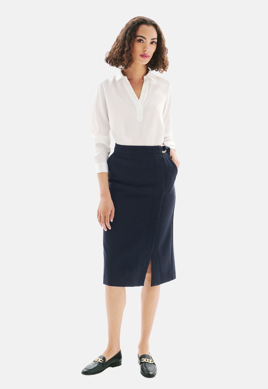 Юбка Caroll FRENCH BRAND FASHION ELEGANT MODERN JOSARIO, Bleu Marine/Blue
Юбка Caroll FRENCH BRAND FASHION ELEGANT MODERN JOSARIO, Bleu Marine/Blue