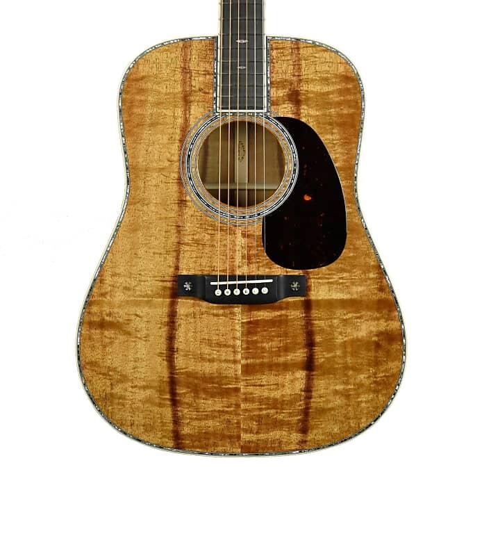Акустическая гитара Martin Custom Shop D-42K Hawaiian Koa с OHSC
Акустическая гитара Martin Custom Shop D-42K Hawaiian Koa с OHSC