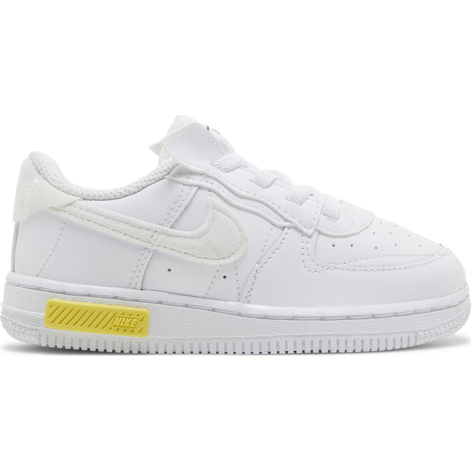 Кроссовки Nike Force 1 Fontanka TD, белый
Кроссовки Nike Force 1 Fontanka TD, белый