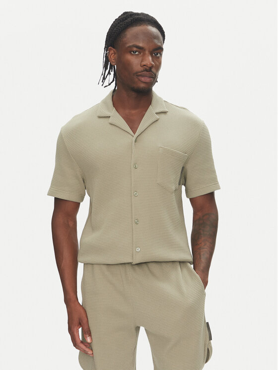 Рубашка обычного кроя EM000633 AF10792 U6274 Emporio Armani Underwear, зеленый
Рубашка обычного кроя EM000633 AF10792 U6274 Emporio Armani Underwear, зеленый