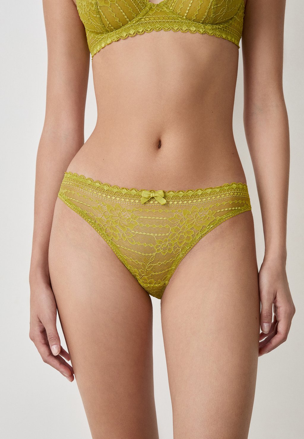 Трусы-брифы PANAMA Etam, желтый
Трусы-брифы PANAMA Etam, желтый