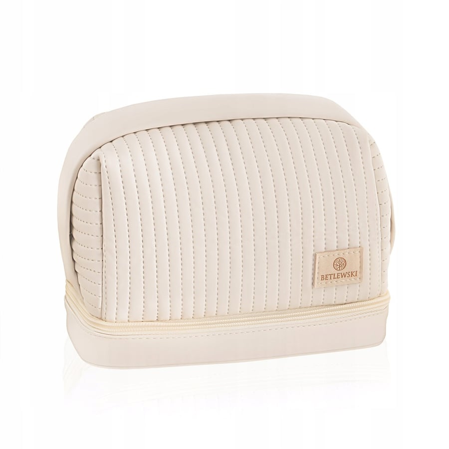 Косметичка Betlewski STELLA из эко-кожи полукруглая бежевая
Косметичка Betlewski STELLA из эко-кожи полукруглая бежевая