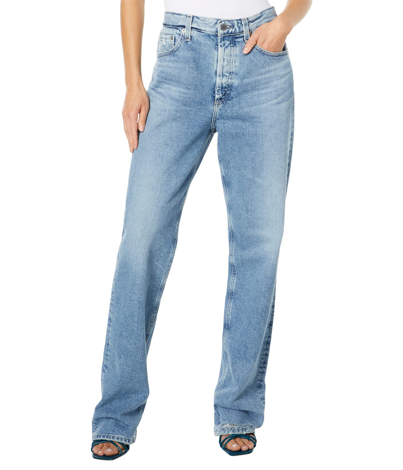 Джинсы AG Adriano Goldschmied, Ezzra True Boyfriend in 18 Years Presto
Джинсы AG Adriano Goldschmied, Ezzra True Boyfriend in 18 Years Presto