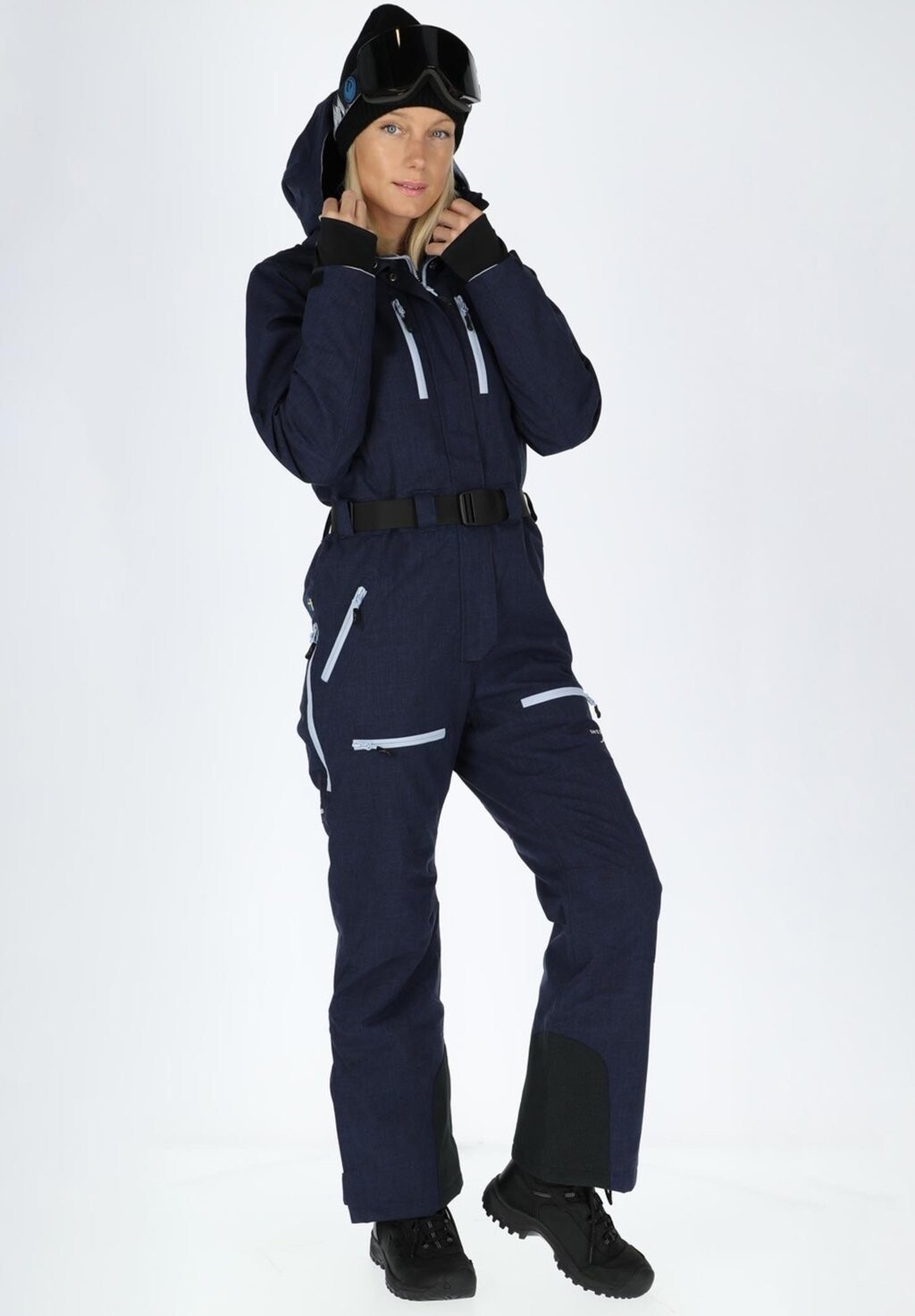 Комбинезон CERVINIA W Swedemount, цвет navy melange lt blue
Комбинезон CERVINIA W Swedemount, цвет navy melange lt blue