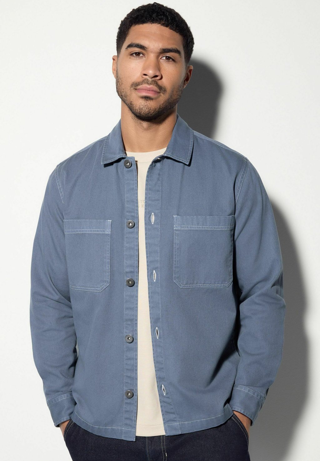 Летняя куртка REGULAR FIT-CONTRAST STITCH Next, синий
Летняя куртка REGULAR FIT-CONTRAST STITCH Next, синий