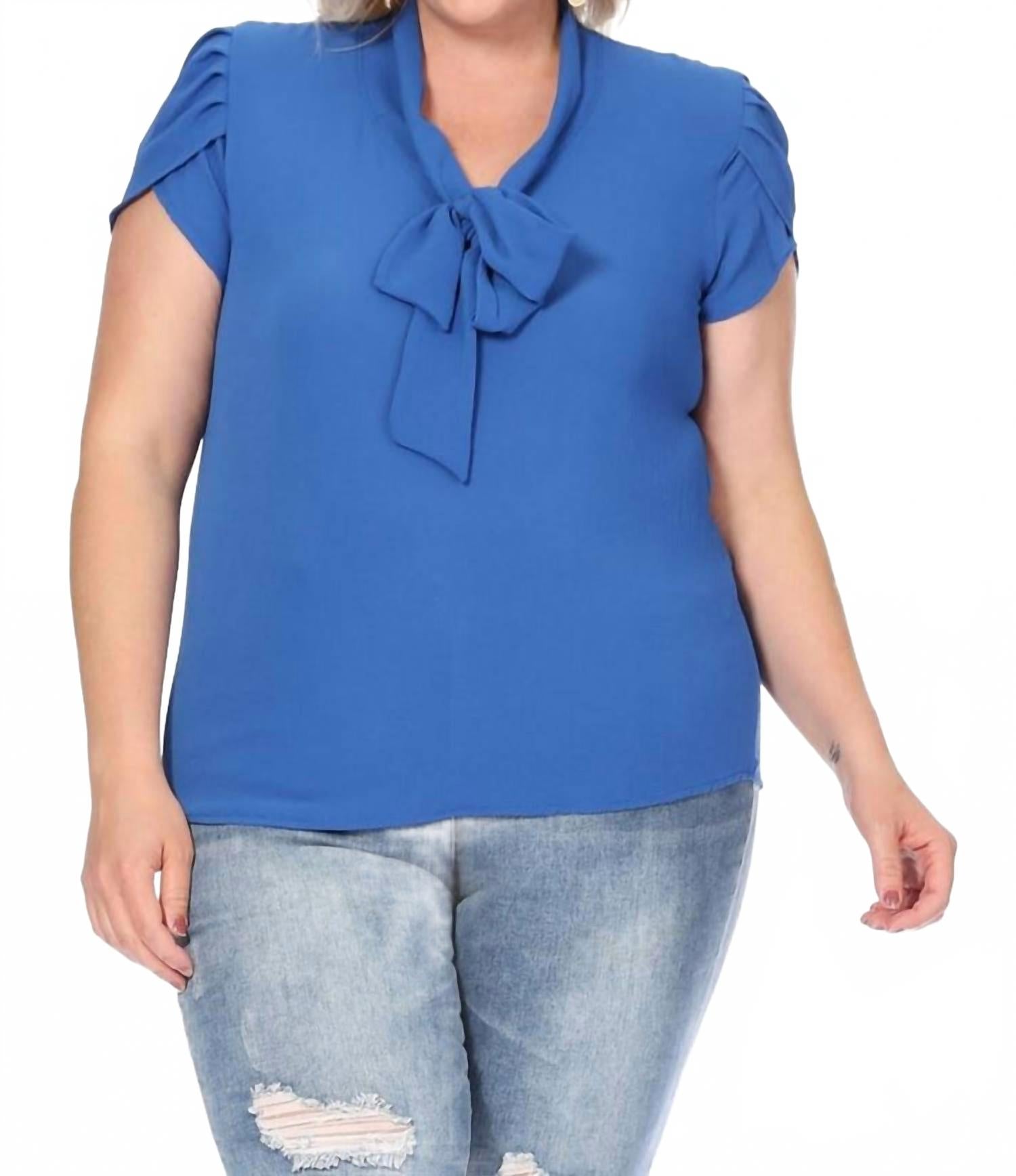 Повседневная блузка - Plus In Royal Blue Moa Collection
Повседневная блузка - Plus In Royal Blue Moa Collection