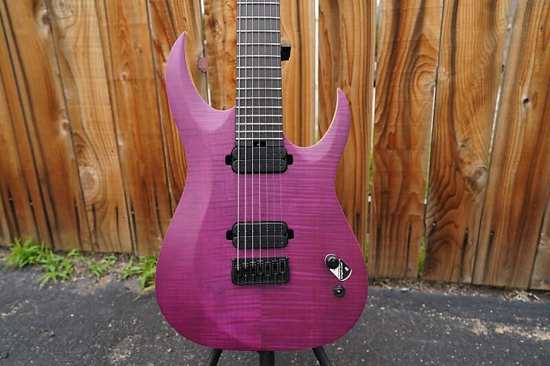 Электрогитара Schecter DIAMOND SERIES John Browne Tao-7 - Satin Trans Purple 7-String Electric Guitar
Электрогитара Schecter DIAMOND SERIES John Browne Tao-7 - Satin Trans Purple 7-String Electric Guitar