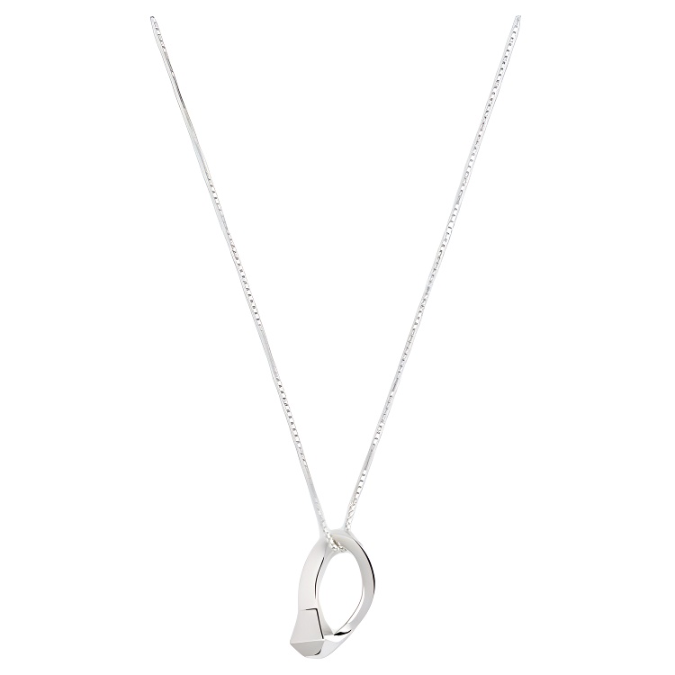 GUCCI Chiodo 925 серебряное колье унисекс silver
GUCCI Chiodo 925 серебряное колье унисекс silver