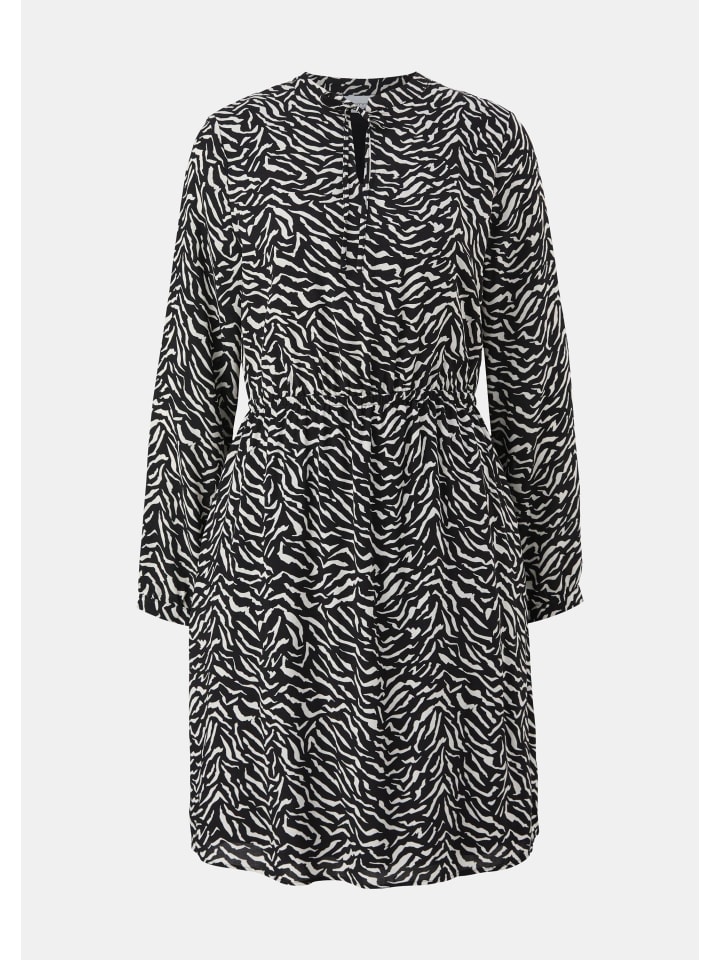 Платье в цвете 99B0_black comma
Платье в цвете 99B0_black comma