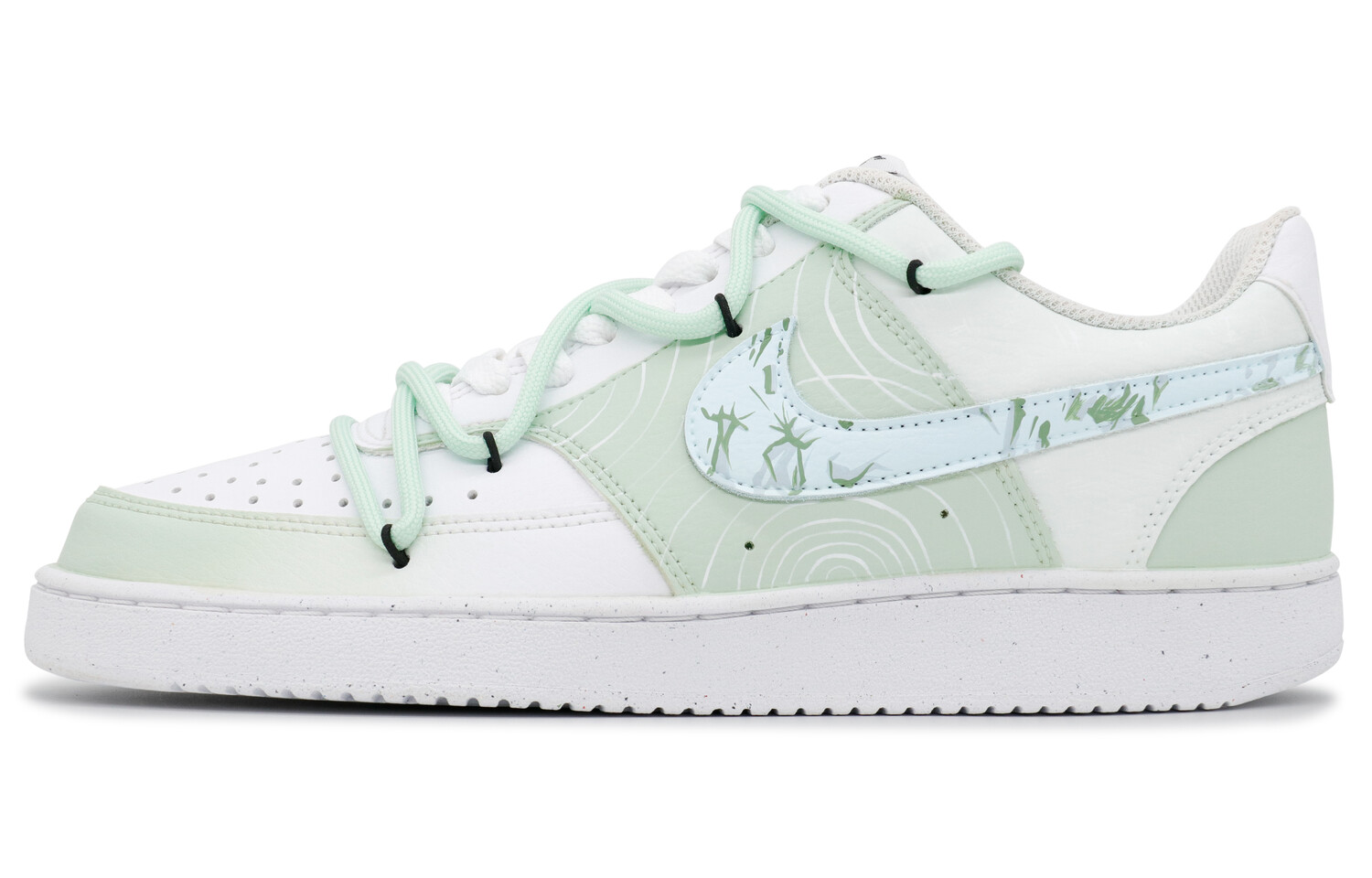 Кроссовки для скейтбординга Court Vision 1 мужские низкие белый/зеленый Nike
Кроссовки для скейтбординга Court Vision 1 мужские низкие белый/зеленый Nike