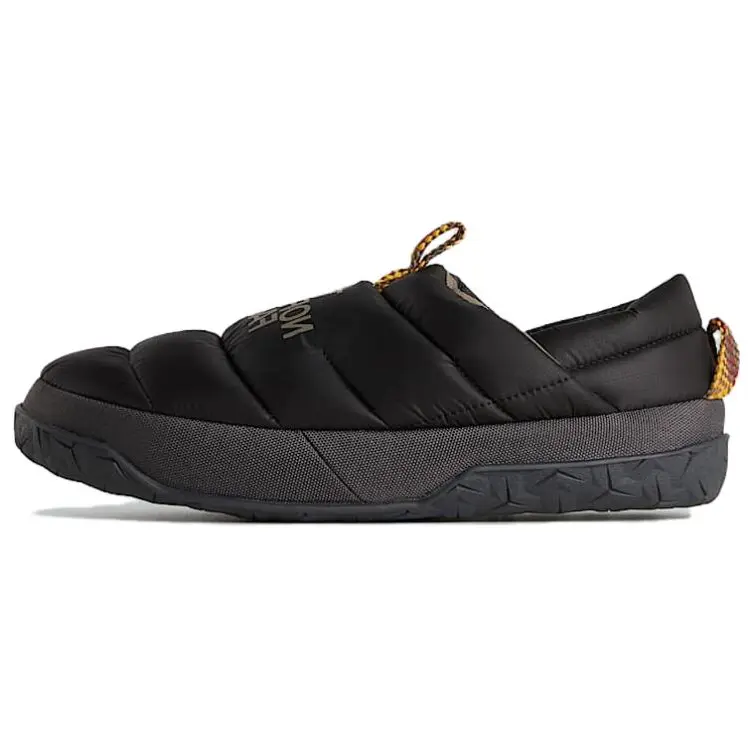 THE NORTH FACE Nuptse Abrasion Resistant Waterproof And Breathable Thermal Casual Shoes мужские черные
THE NORTH FACE Nuptse Abrasion Resistant Waterproof And Breathable Thermal Casual Shoes мужские черные