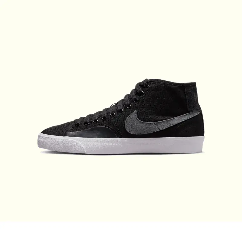 Кеды Nike SB Court Mid PRM, черный/серый
Кеды Nike SB Court Mid PRM, черный/серый