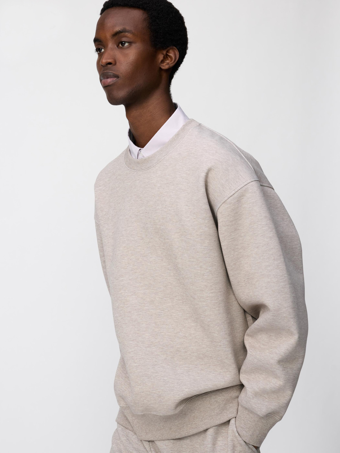 Свитшот Uniqlo Oversized, 31 бежевый
Свитшот Uniqlo Oversized, 31 бежевый
