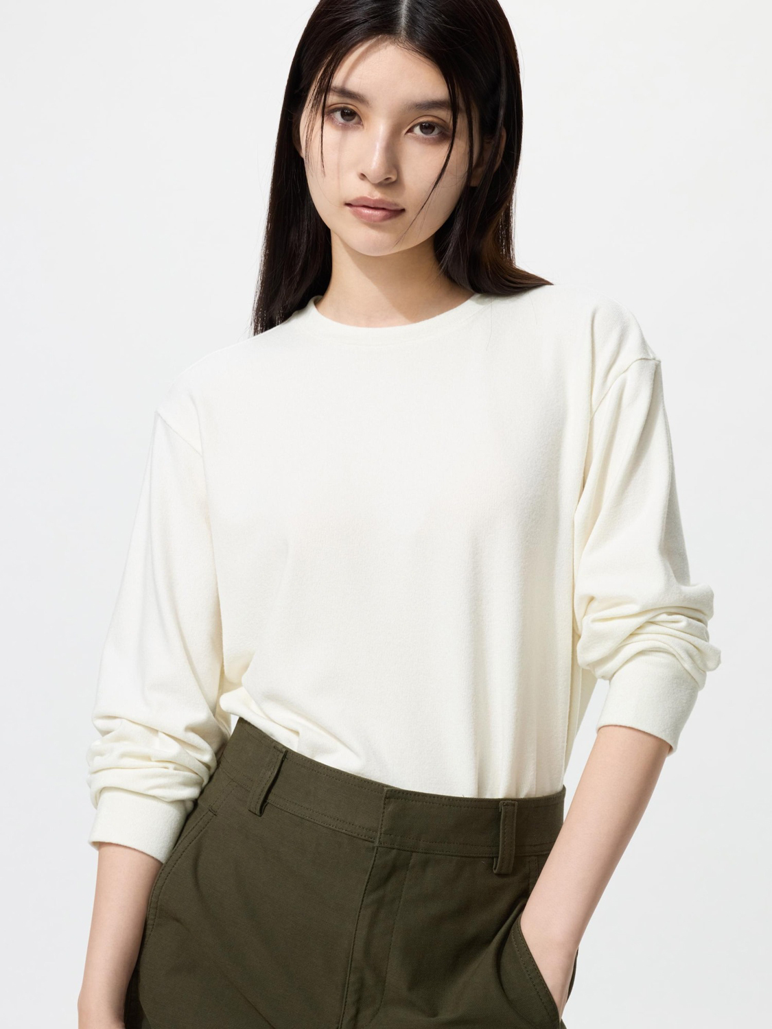 Лонгслив Uniqlo Soft Knitted Fleece, 01 кремовый
Лонгслив Uniqlo Soft Knitted Fleece, 01 кремовый