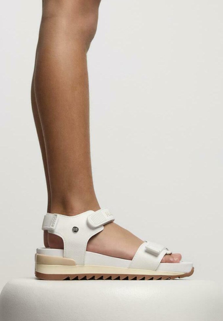 Трекинговые сандалии DEPORTIVAS TREMONT Gioseppo, белый
Трекинговые сандалии DEPORTIVAS TREMONT Gioseppo, белый