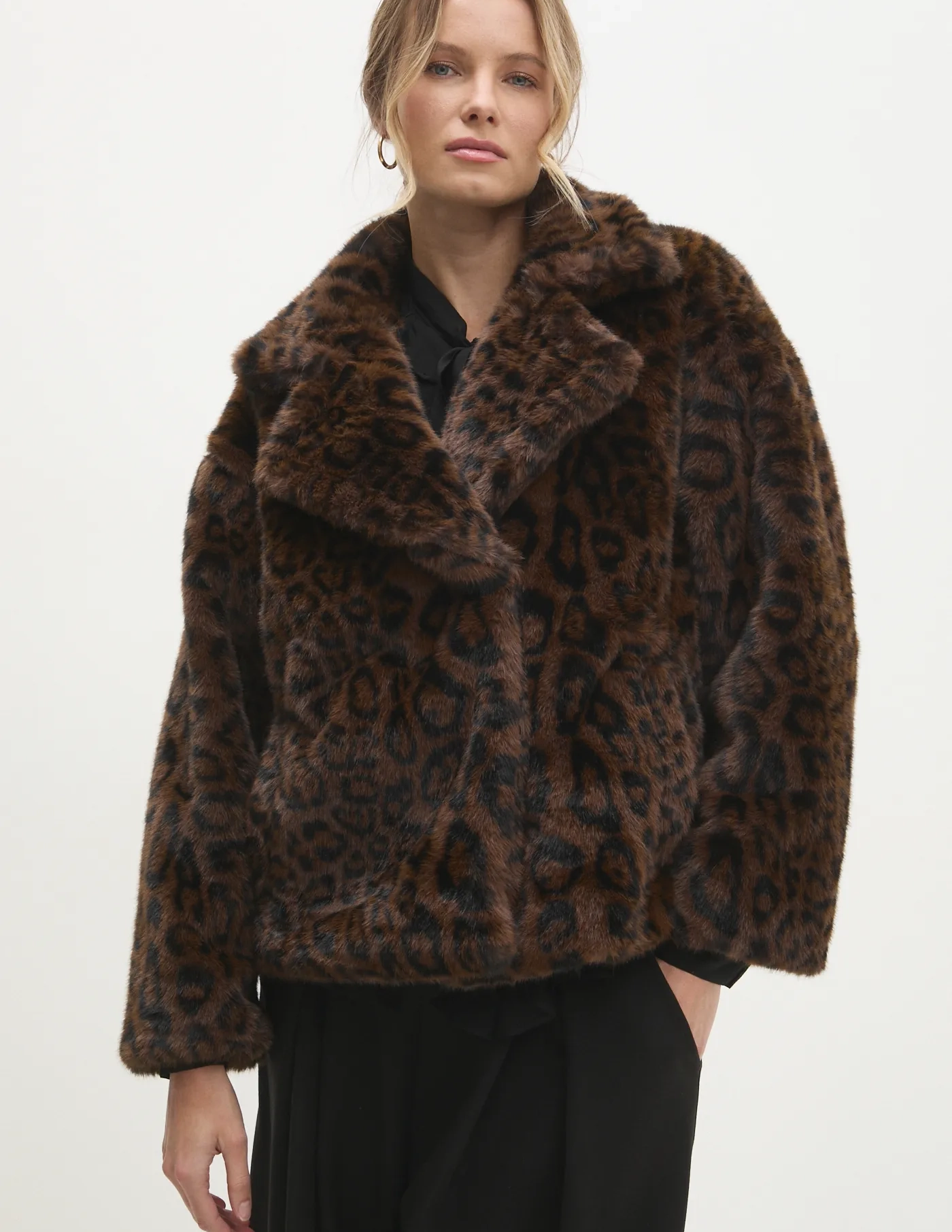 Пальто Answear Lab, коричневый
Пальто Answear Lab, коричневый