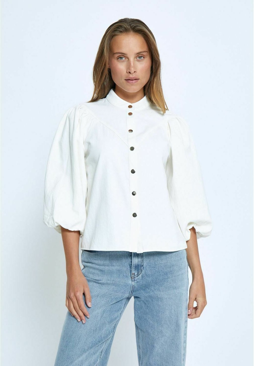 Блузка на пуговицах SIGGA Minus, белый
Блузка на пуговицах SIGGA Minus, белый
