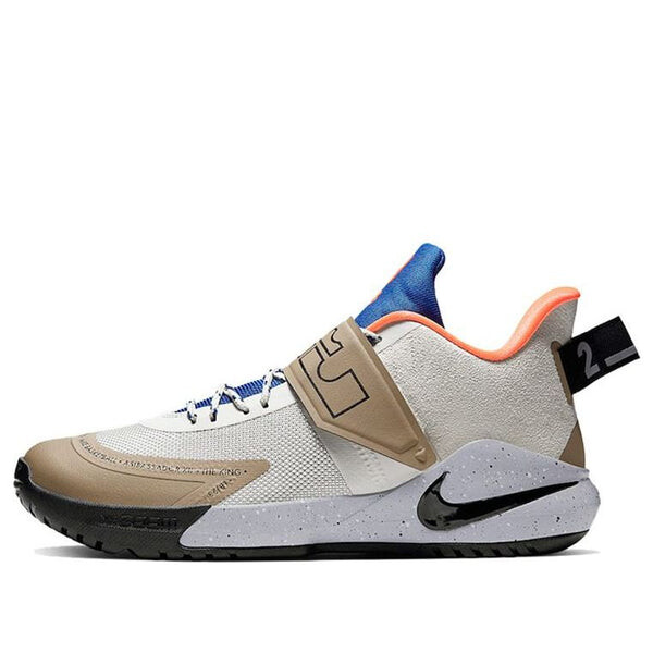 Посол кроссовок 12 Nike, белый
Посол кроссовок 12 Nike, белый