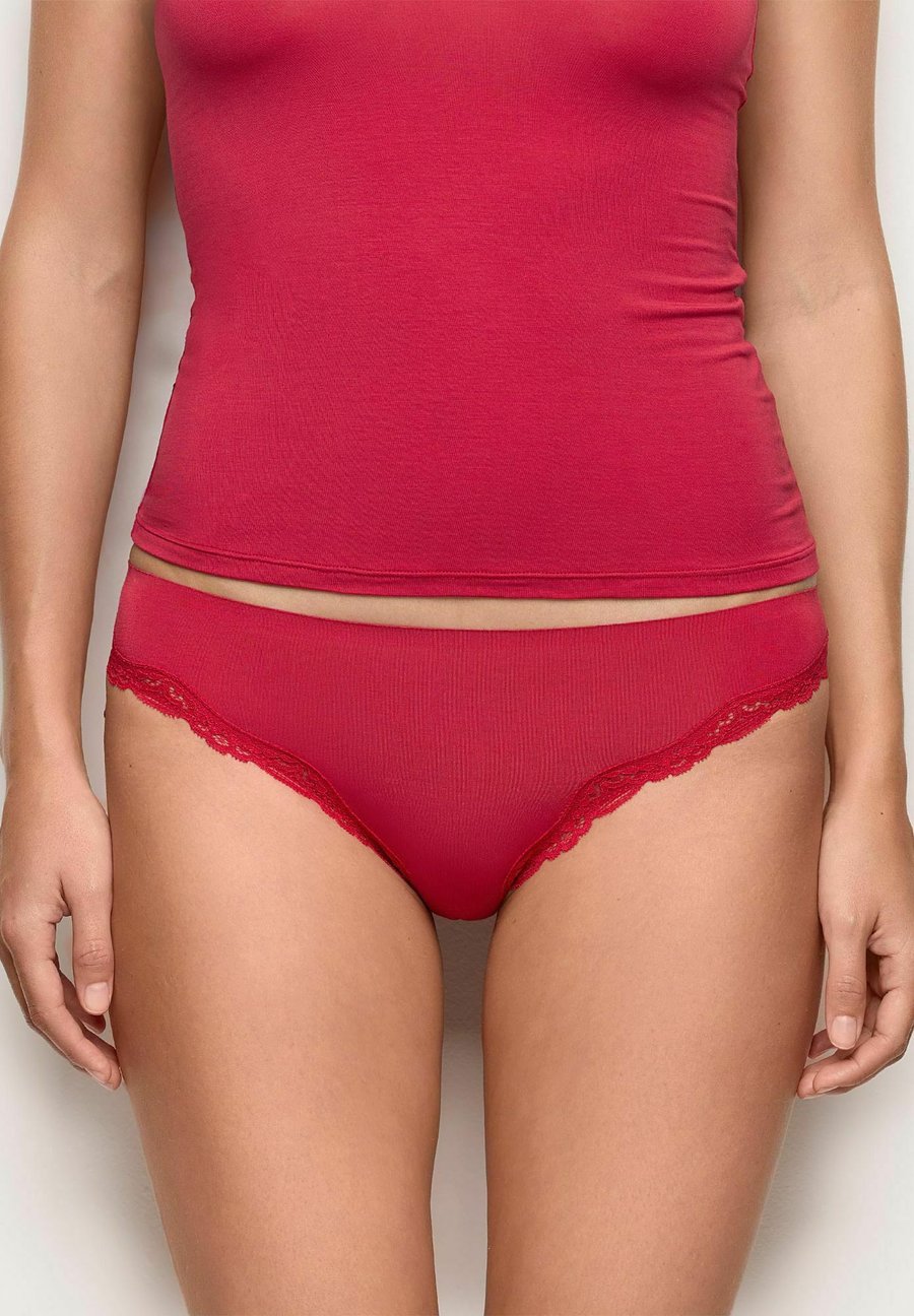 Брифы Yamamay BRAZILIAN, Ruby/Dark Red
Брифы Yamamay BRAZILIAN, Ruby/Dark Red