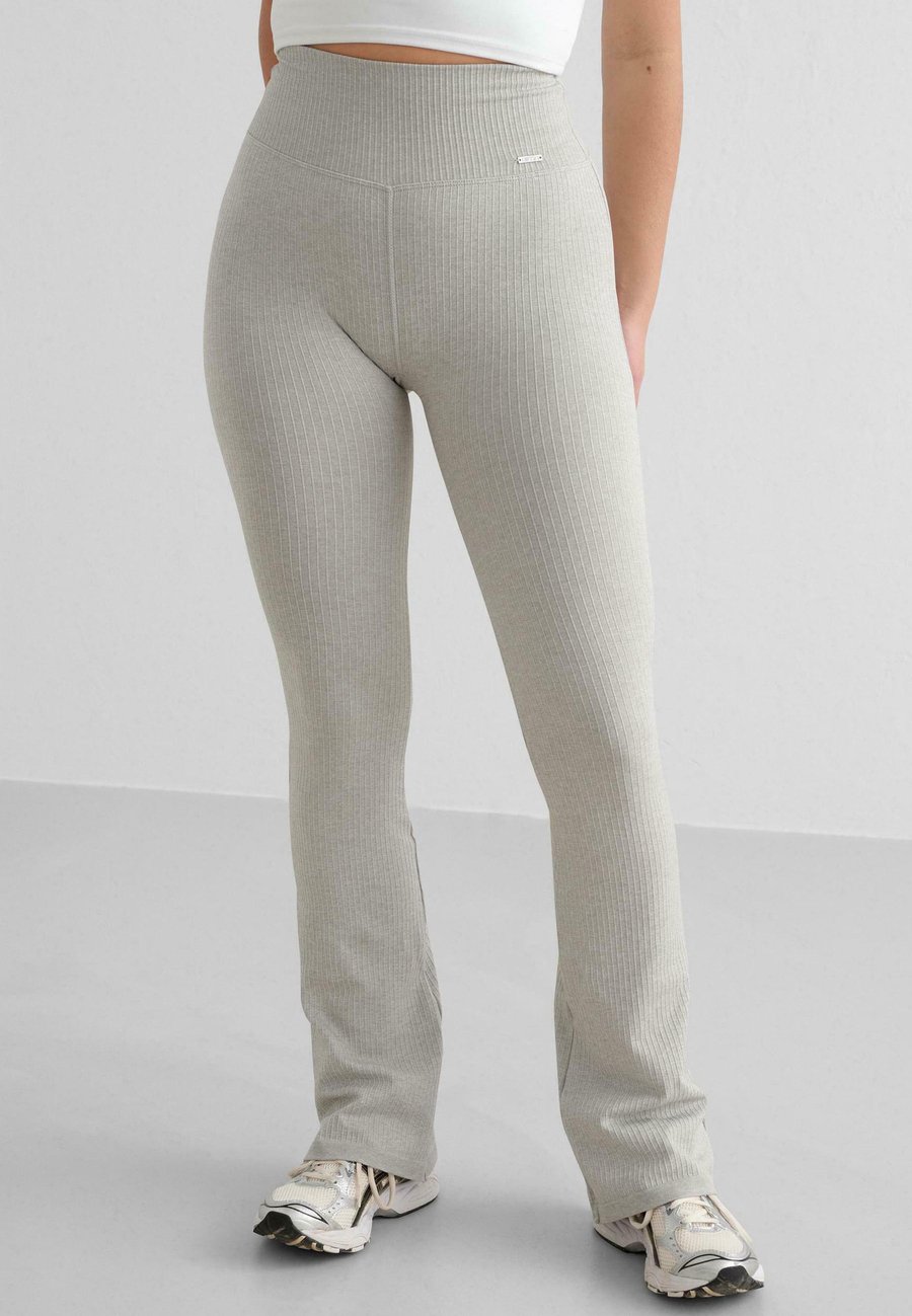 Брюки aim’n Trousers, Grey
Брюки aim’n Trousers, Grey