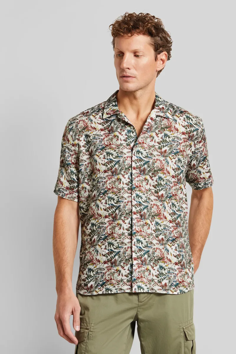 Рубашка bugatti с короткими рукавами и воротником с лацканами, цвет Moos 
Рубашка bugatti с короткими рукавами и воротником с лацканами, цвет Moos