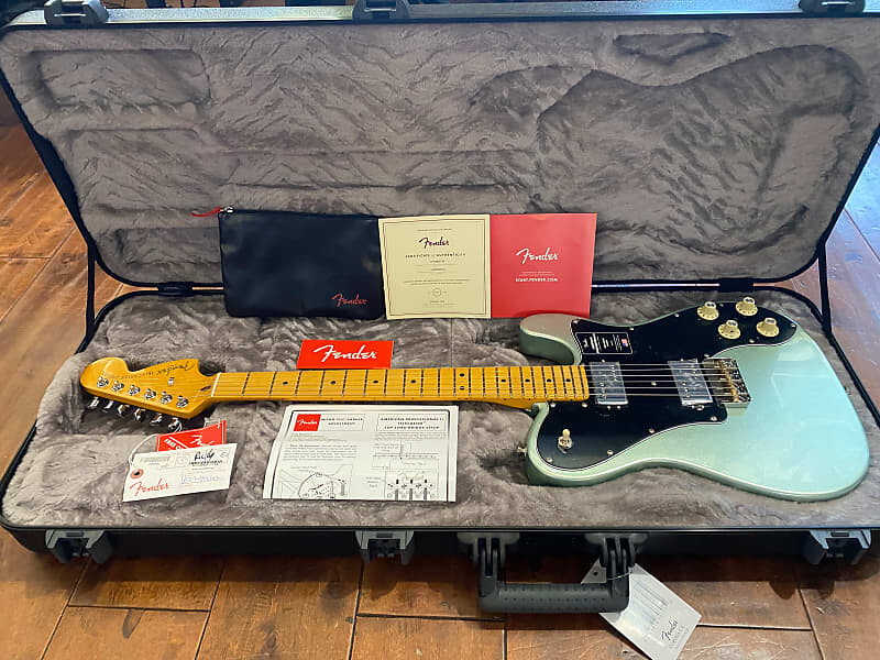 Fender American Professional II Telecaster Deluxe MN 2022 Mystic Surf Green #US22040742 7lb 8.8 oz American Professional II Telecaster Deluxe with Maple Fretboard
Fender American Professional II Telecaster Deluxe MN 2022 Mystic Surf Green #US22040742 7lb 8.8 oz American Professional II Telecaster Deluxe with Maple Fretboard