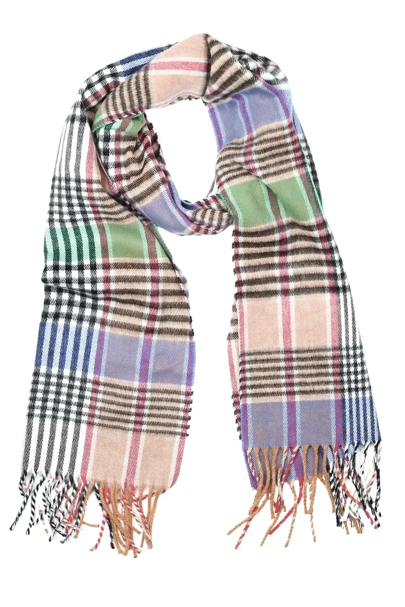 Шерстяной шарф COLLEZIONE ALESSANDRO "Karo Multi" из мягкого, пушистого материала, цвет Multi
Шерстяной шарф COLLEZIONE ALESSANDRO "Karo Multi" из мягкого, пушистого материала, цвет Multi