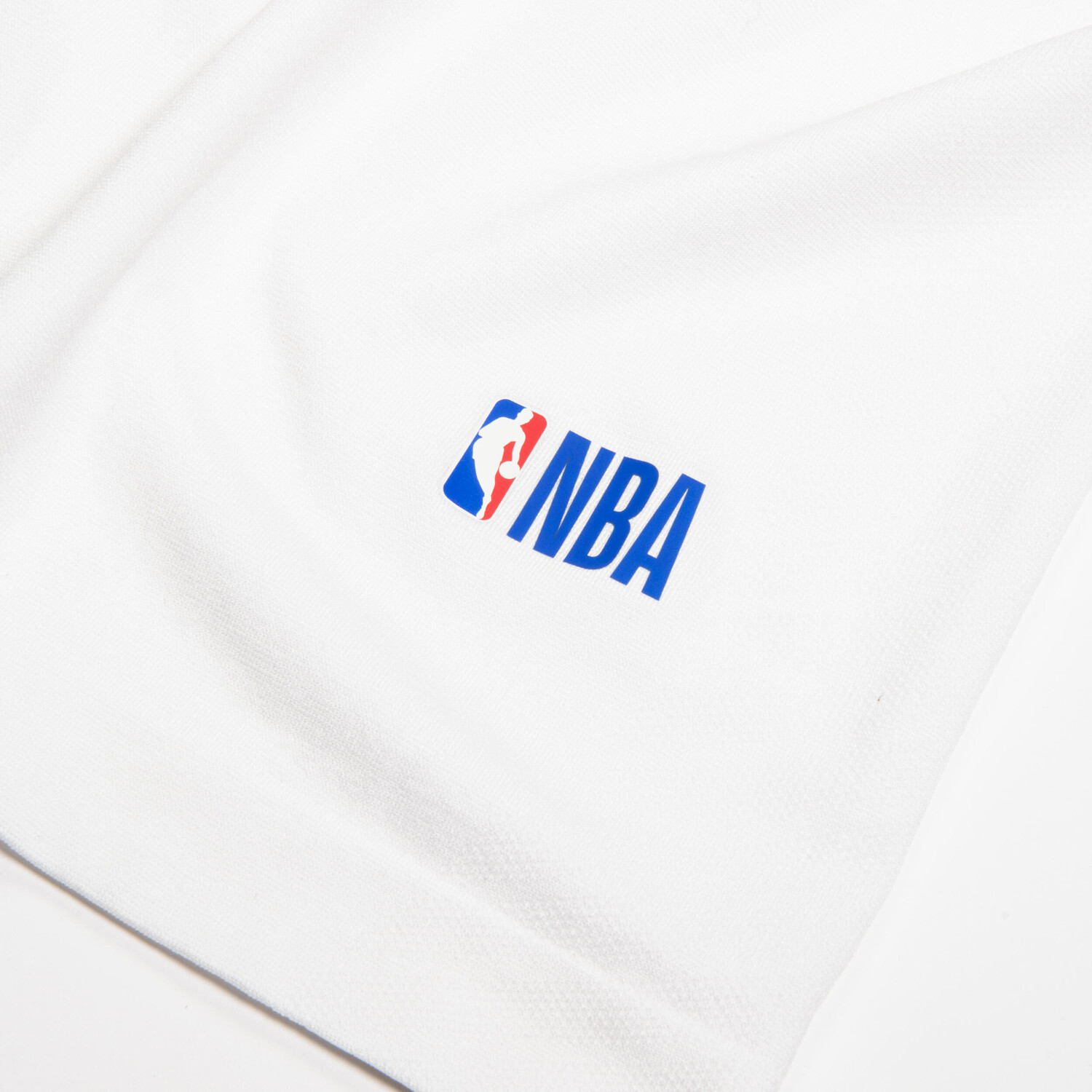 Футболка функциональная без рукавов баскетбольная UT500 NBA Brooklyn Nets женская/мужская белая TARMAK, белый черный
Футболка функциональная без рукавов баскетбольная UT500 NBA Brooklyn Nets женская/мужская белая TARMAK, белый черный