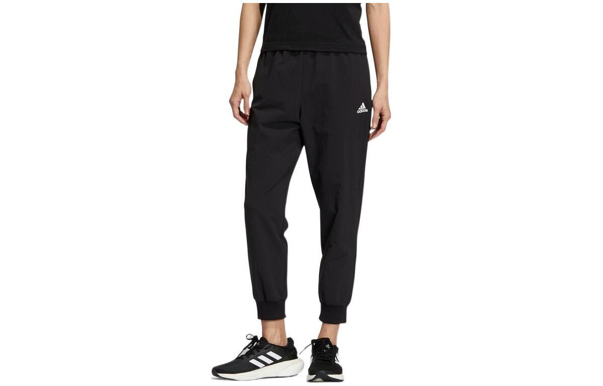 Трикотажные спортивные штаны женские черные Adidas
Трикотажные спортивные штаны женские черные Adidas