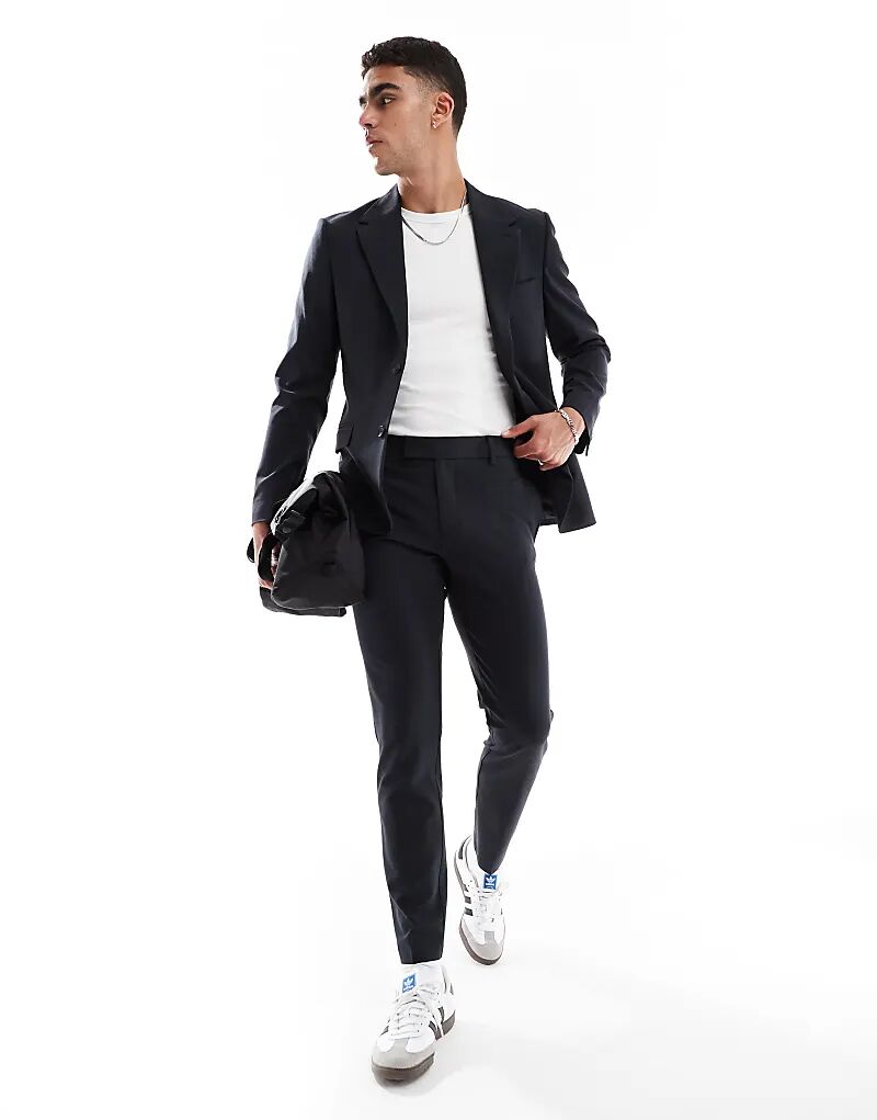 Узкие брюки-клеш из эластичного кроя в четыре стороны от ASOS DESIGN, черный цвет - ЧЕРНЫЙ
Узкие брюки-клеш из эластичного кроя в четыре стороны от ASOS DESIGN, черный цвет - ЧЕРНЫЙ