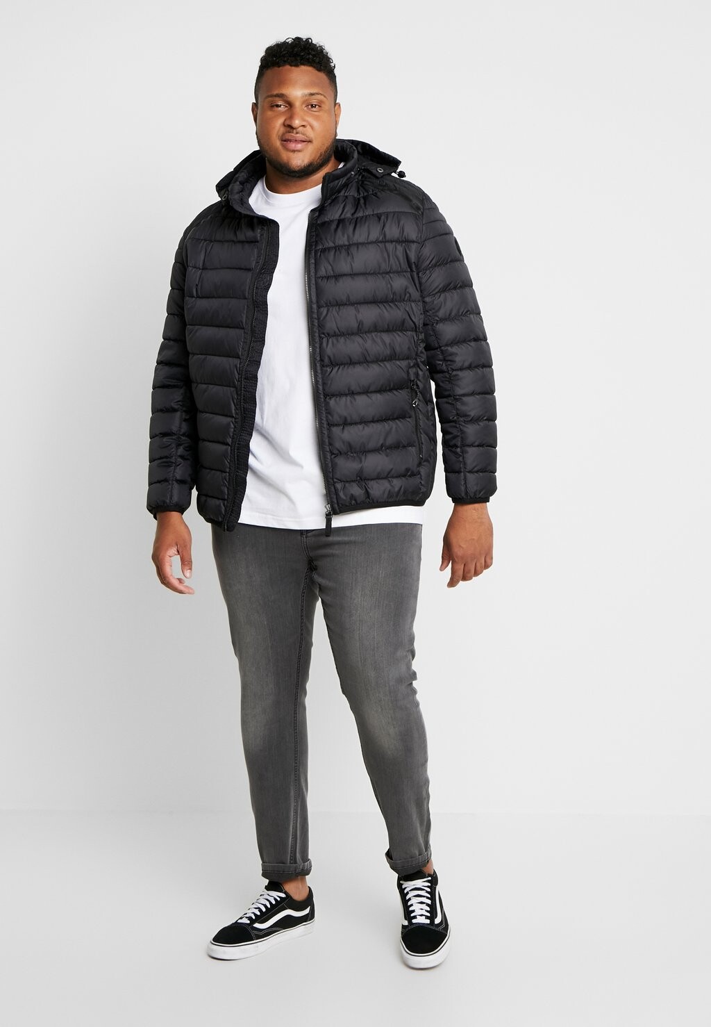 базовая футболка НАБОР 6 Urban Classics, белый/белый/белый/черный/черный/серый
базовая футболка НАБОР 6 Urban Classics, белый/белый/белый/черный/черный/серый