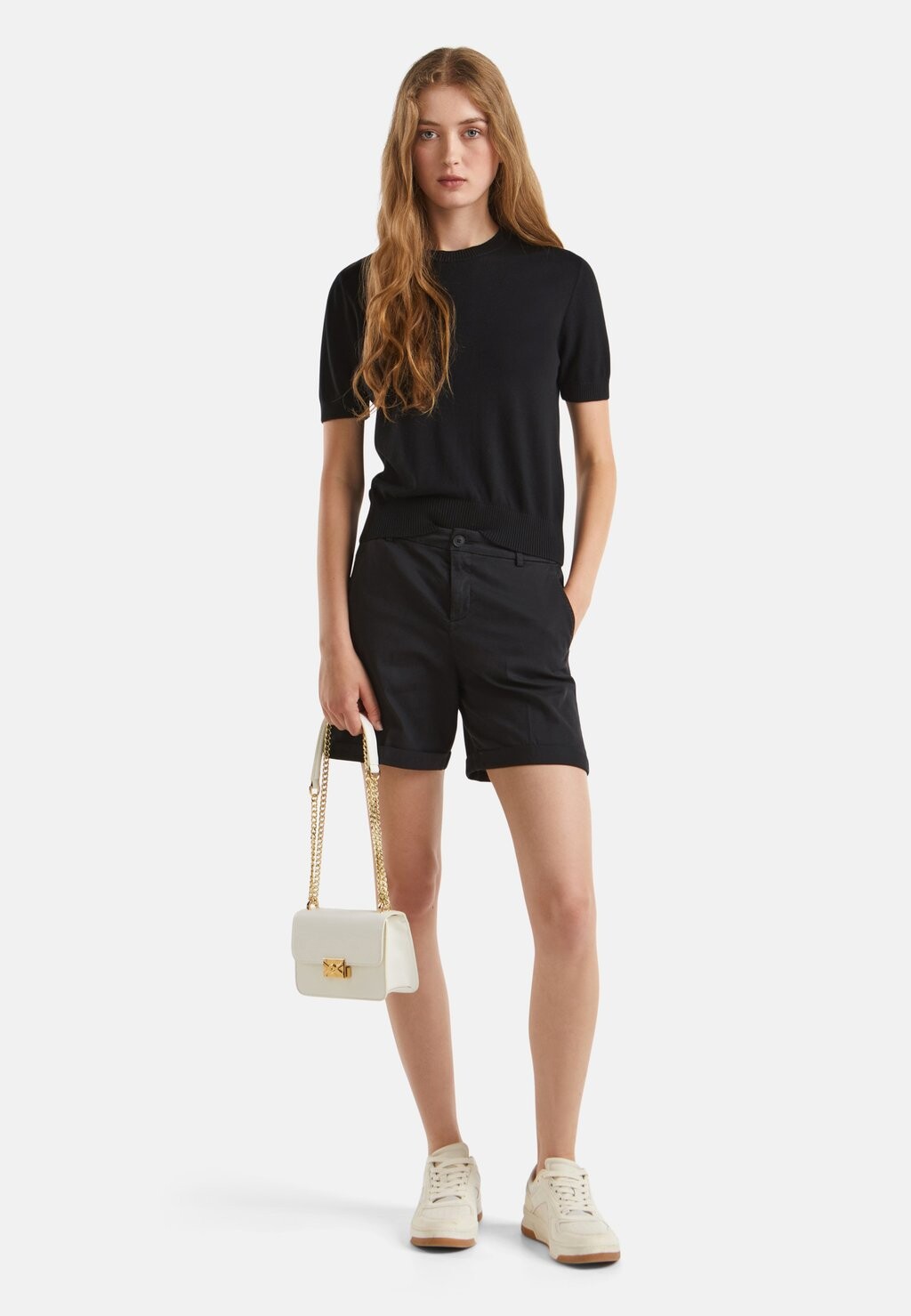 Базовая футболка CREWNECK SHORT SLEEVE REGULAR FIT United Colors of Benetton, черный
Базовая футболка CREWNECK SHORT SLEEVE REGULAR FIT United Colors of Benetton, черный