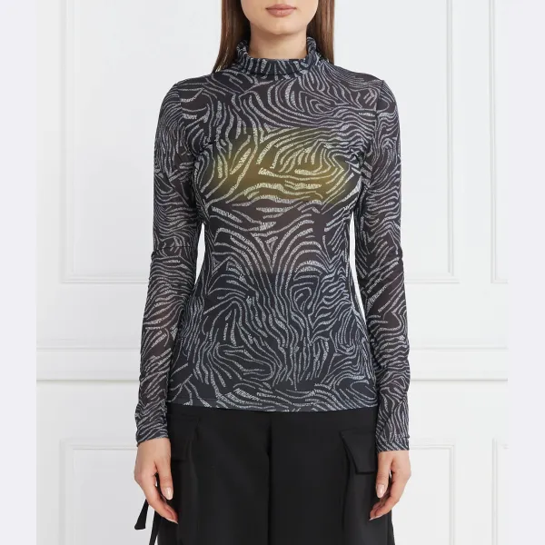 Блузка стандартного кроя 2 в 1 Patrizia Pepe, черный
Блузка стандартного кроя 2 в 1 Patrizia Pepe, черный