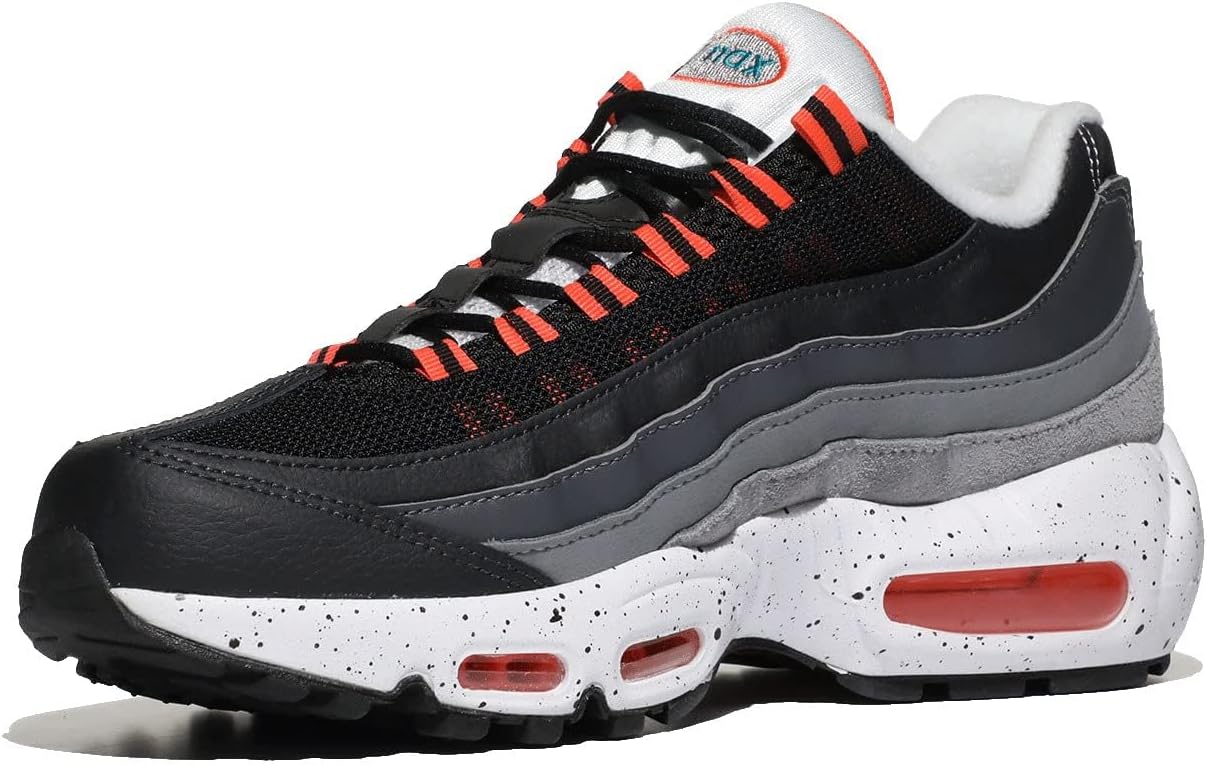 Кроссовки Nike Air Max 95 Recraft для мальчиков, белый/черный/оранжевый
Кроссовки Nike Air Max 95 Recraft для мальчиков, белый/черный/оранжевый