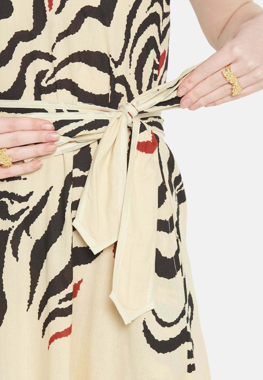 Длинное платье SERENA Be Sunset, бежевый
Длинное платье SERENA Be Sunset, бежевый