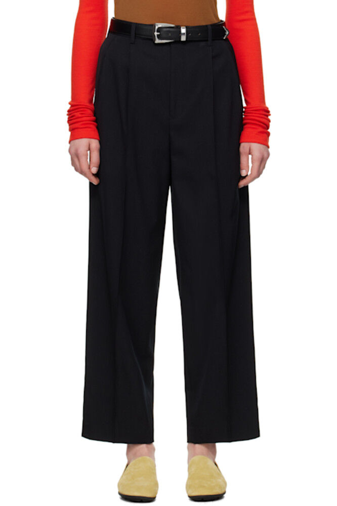 Черные легкие шерстяные брюки Max Gabardine AURALEE
Черные легкие шерстяные брюки Max Gabardine AURALEE