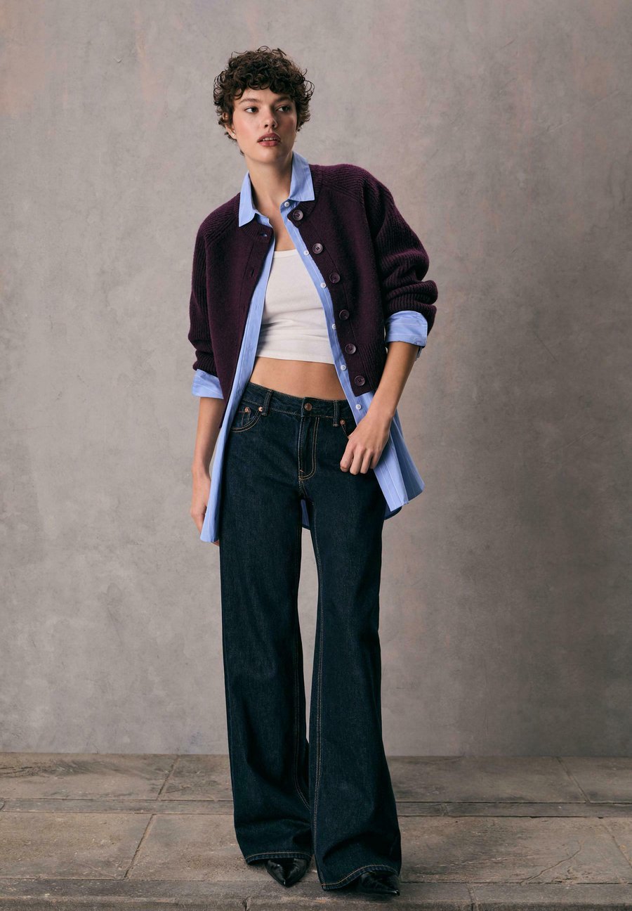 Кардиган Stradivarius BUTTON-UP , Dark Red
Кардиган Stradivarius BUTTON-UP , Dark Red