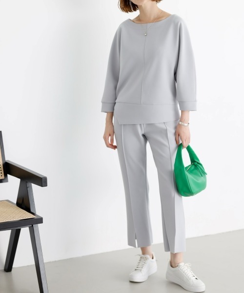 SMILE LAND Комплект (топ и укороченные брюки) OtonaSMILE, светло-серый
SMILE LAND Комплект (топ и укороченные брюки) OtonaSMILE, светло-серый